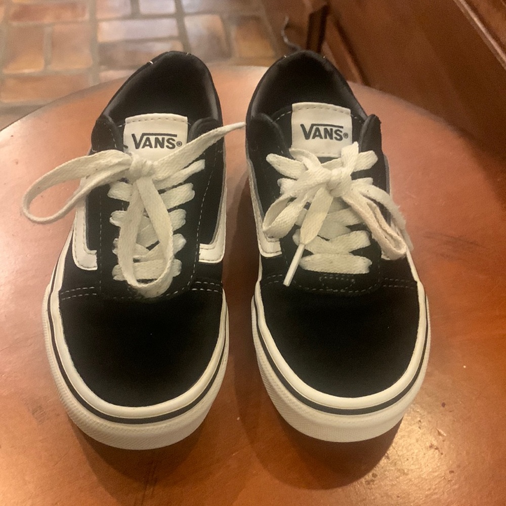 Like new old school Vans. EUC